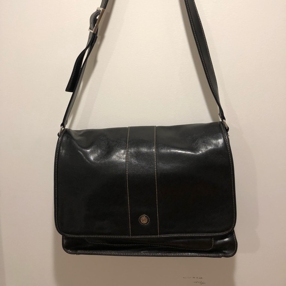 Liz Claiborne Handbags - Liz Claiborne Satchel